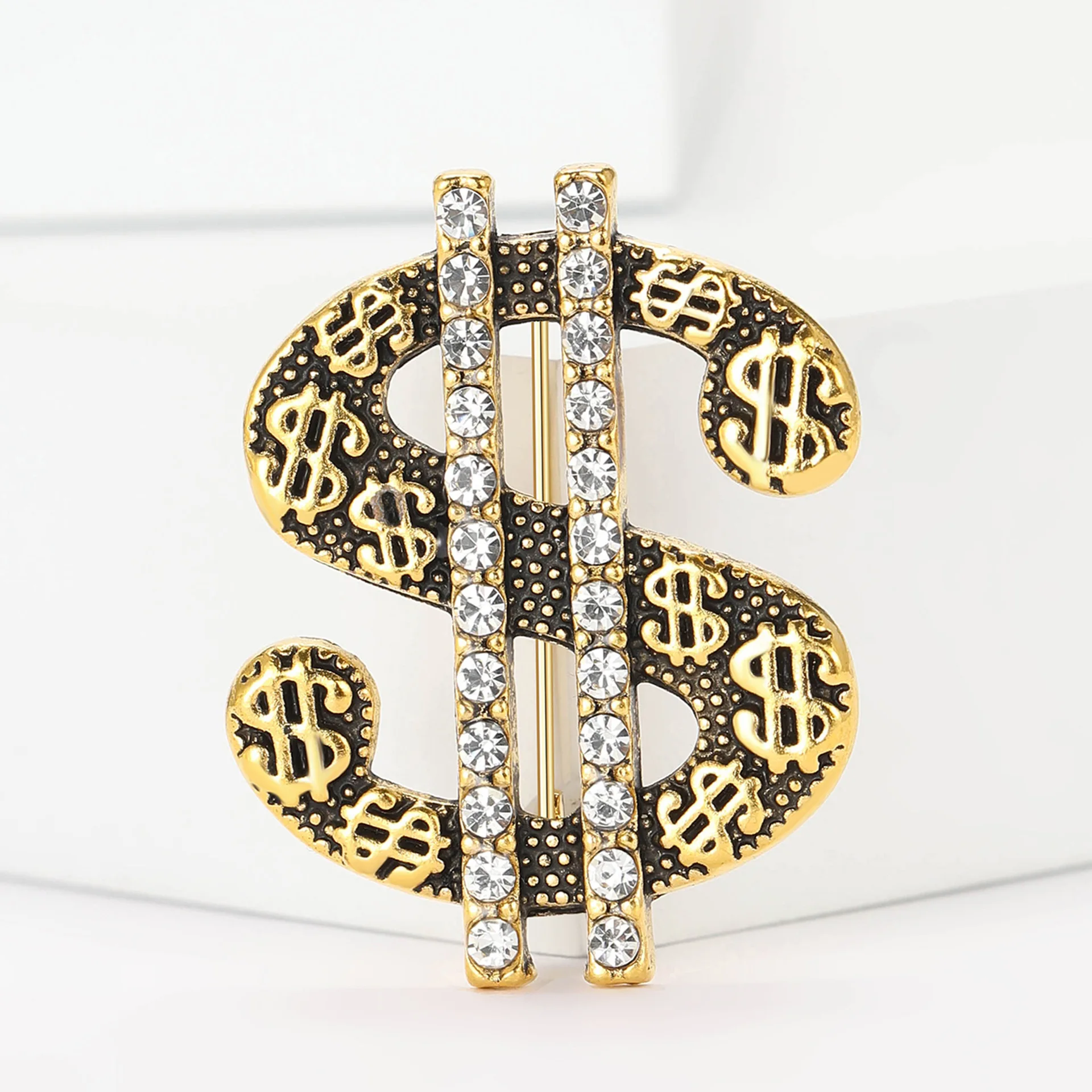 Creative Metal Luxury Dollar Symbol Brooches For Women Men Vintage Rhinestone $ Sign Brooch Clothing Backpack Pins Jewelry Gifts