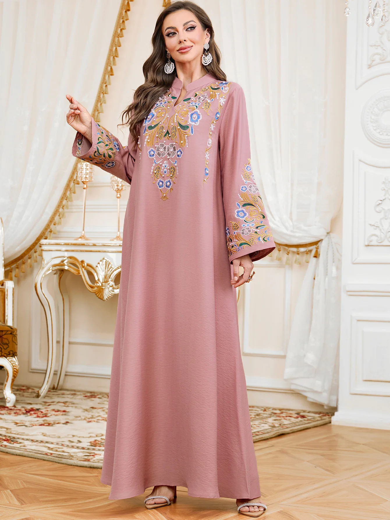 عباية عربية للنساء في الشرق الأوسط مطرزة بالزهور فستان أنيق ماكسي قفطان رسمي للحفلات رداء طويل موضة ملابس إسلامية