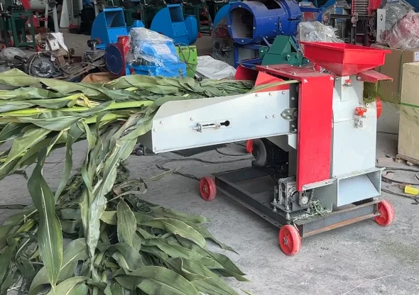 Fresh corn stalk crusher beater hay crushing corn grinding machine for animal use