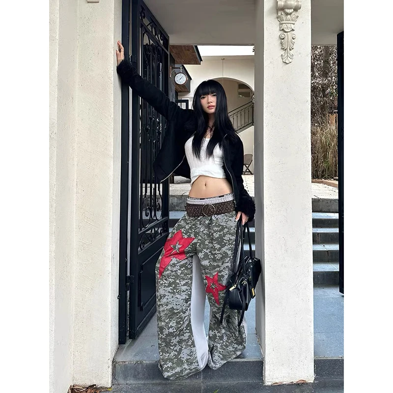YIBASHU アメリカンレトロスターパッチワーク迷彩ワイドレッグスポーツパンツ女性の秋冬ハイストリートヒップホップワイドレッグパンツ