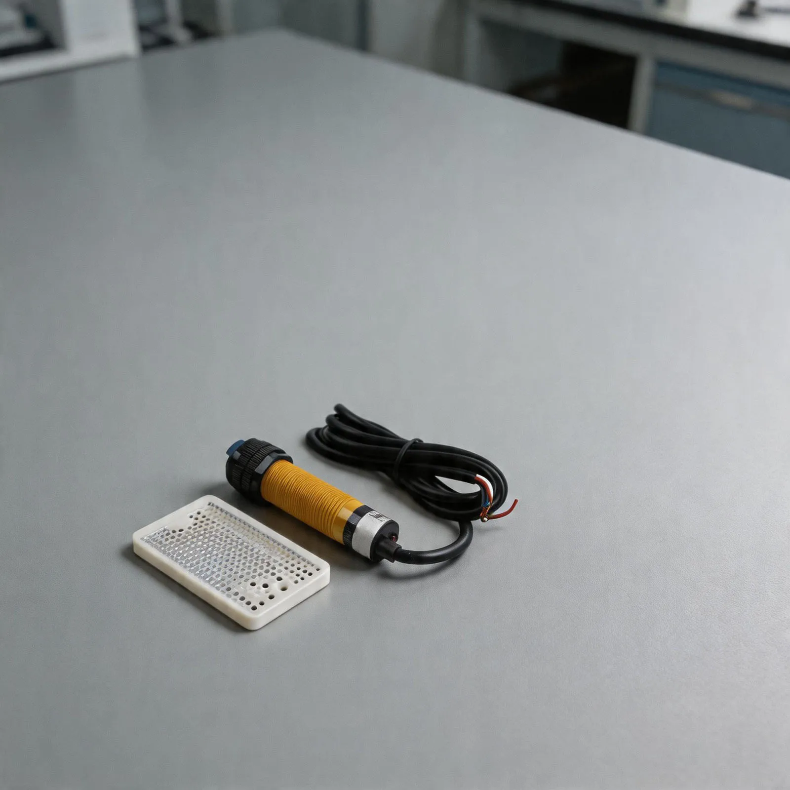 Reflective Photoelectric Switch Sensor for Control and for non for contact Switches in Machinery and Paper Making Industry