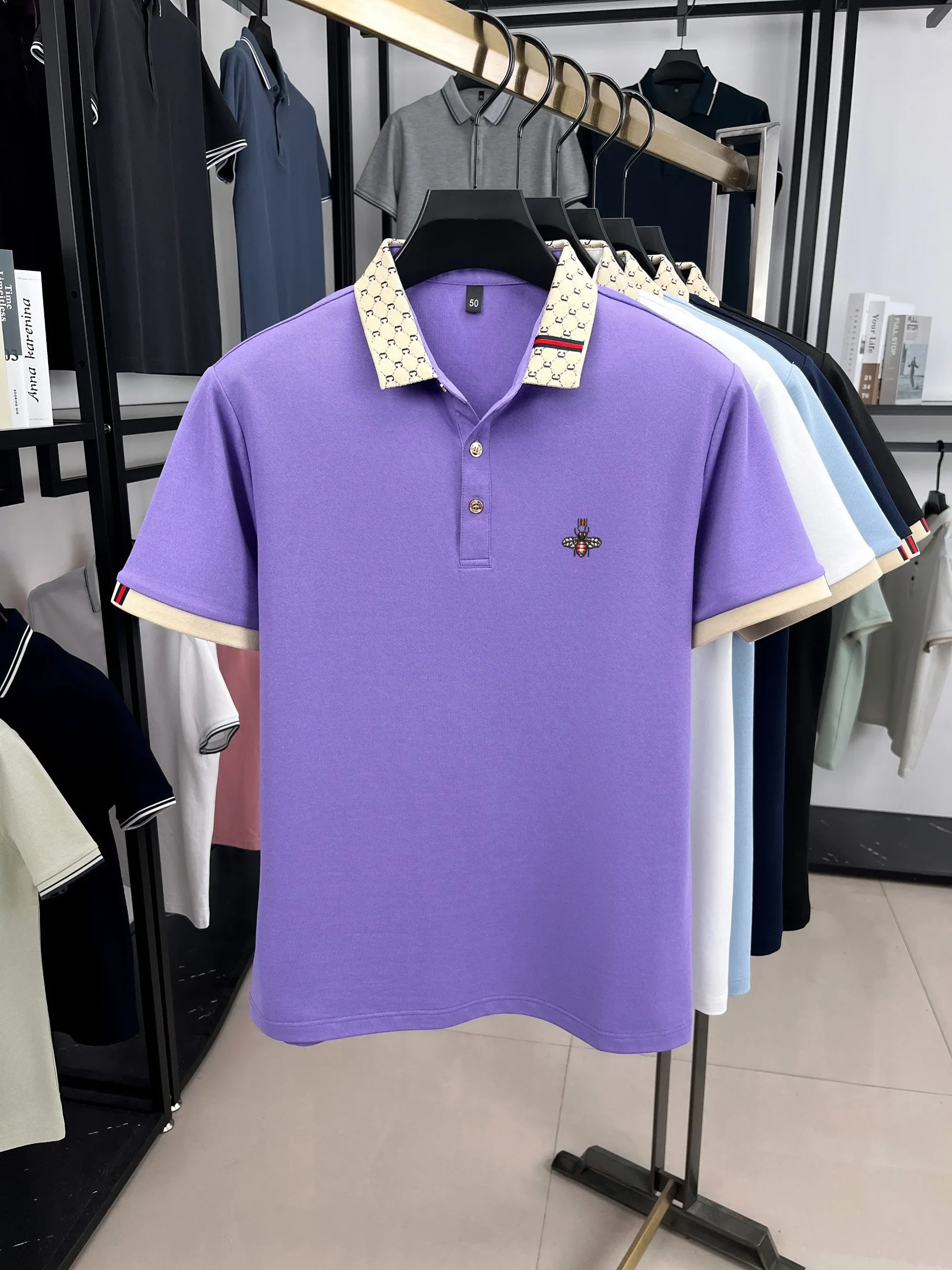 Men's Jacquard Polo Shirt with Letter Pattern, Short Sleeves, Bee Embroidery, Fashionable and Casual, Collar T-shirt, Summer New