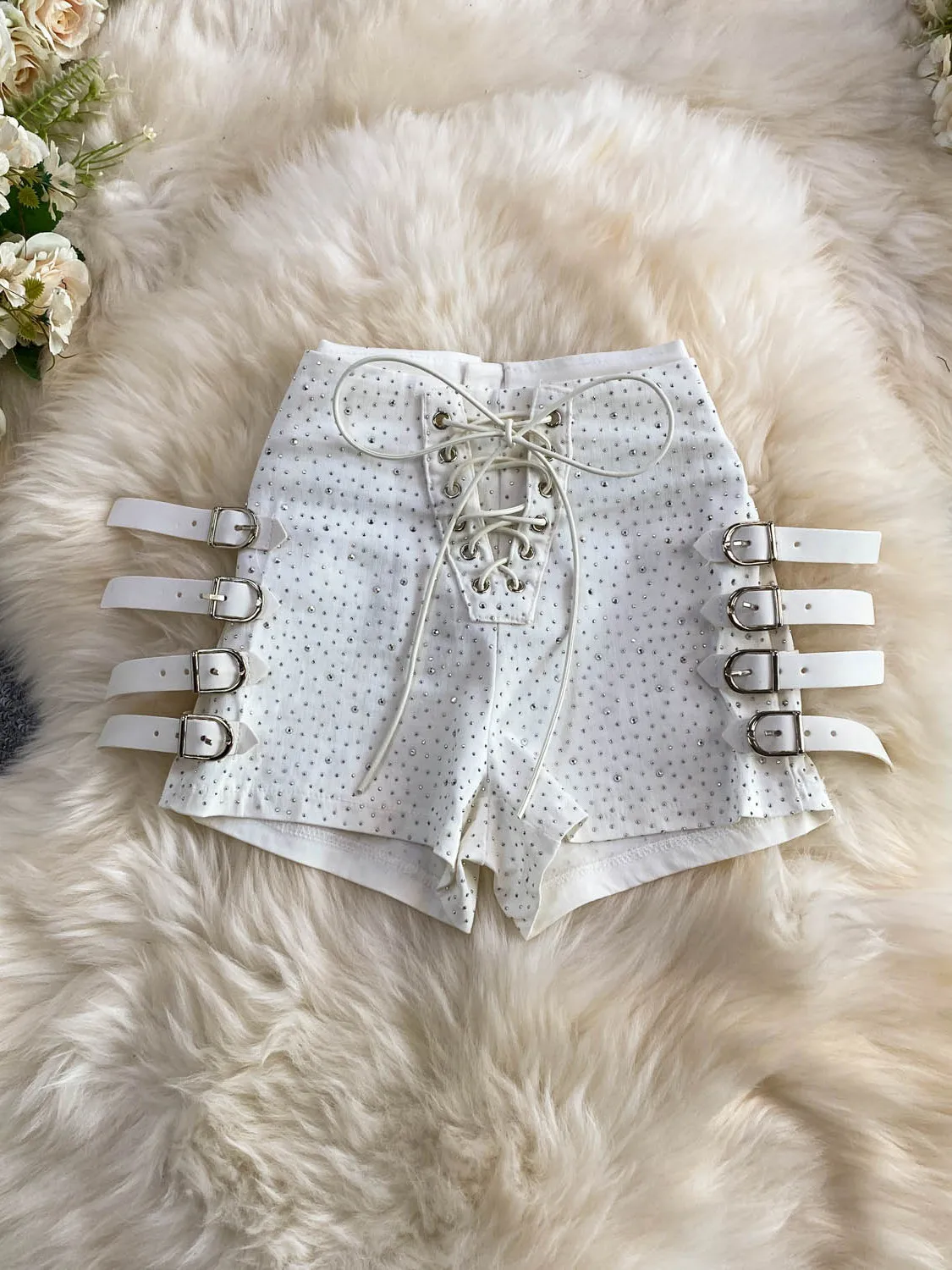 High Waist Denim Shorts Women's Sexy Crossed Belted Slim Fit Short Jeans City Commute Skin Friendly Breathable No Brand
