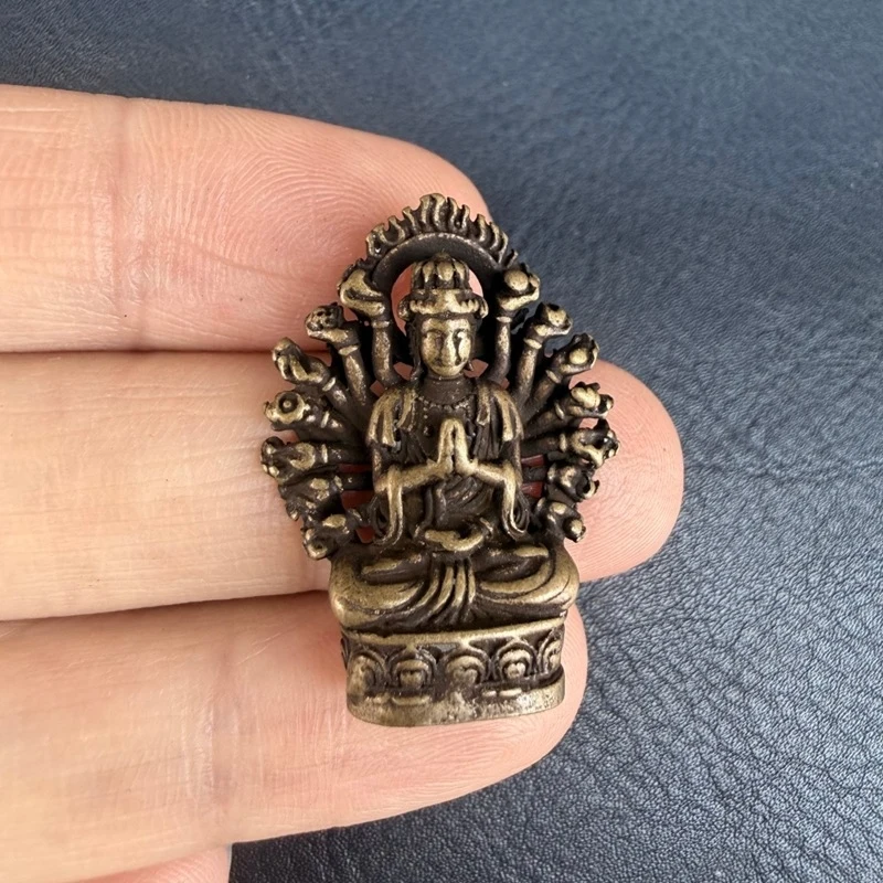 Tibetan-style brass Buddha statue, thousand-hand Avalokiteshvara pendant, Buddhist bead accessory