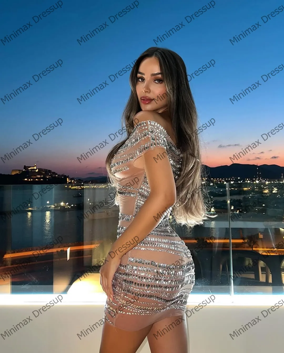 Glanzende kanten mini-cocktailjurken met pailletten voor dames Fonkelende zilveren kristallen Formele feestjurk Elegante avondjurken met mesh kralen
