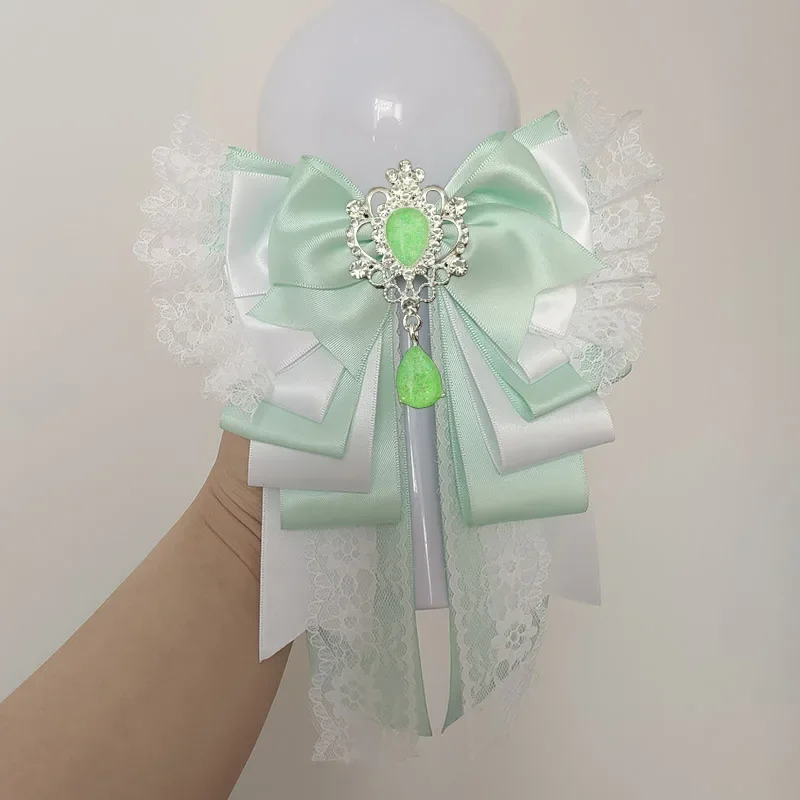 Originelles Design: Retro-Lolita-Schleife im Hofstil, Kleiderkragen, Blumenmode, Konzert, krabbende Schleife, handgefertigter High-End-Schmuck, Geschenk