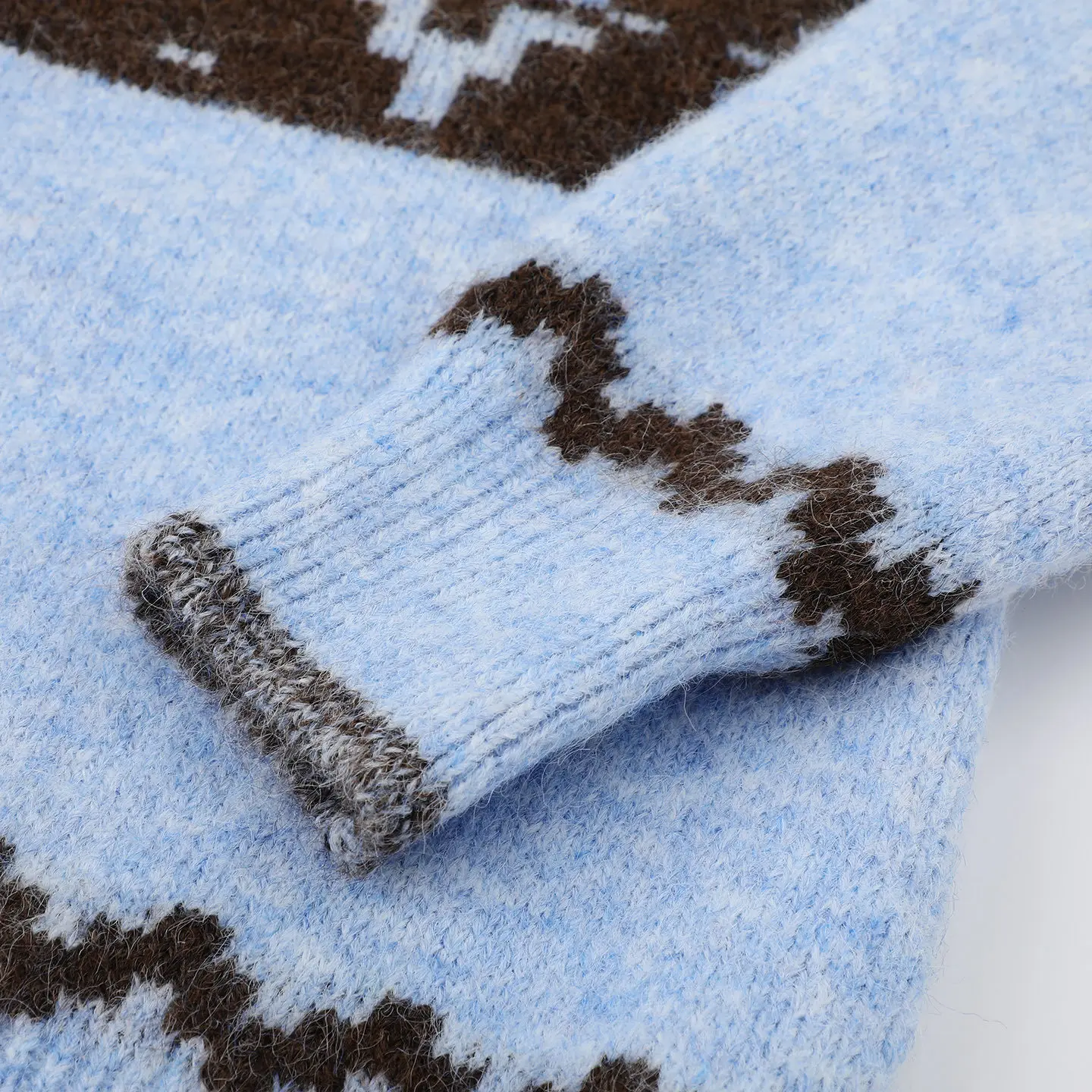 Giacca invernale in maglione jacquard a collo alto da donna con fibbia in corno Fair Island 2511-15a