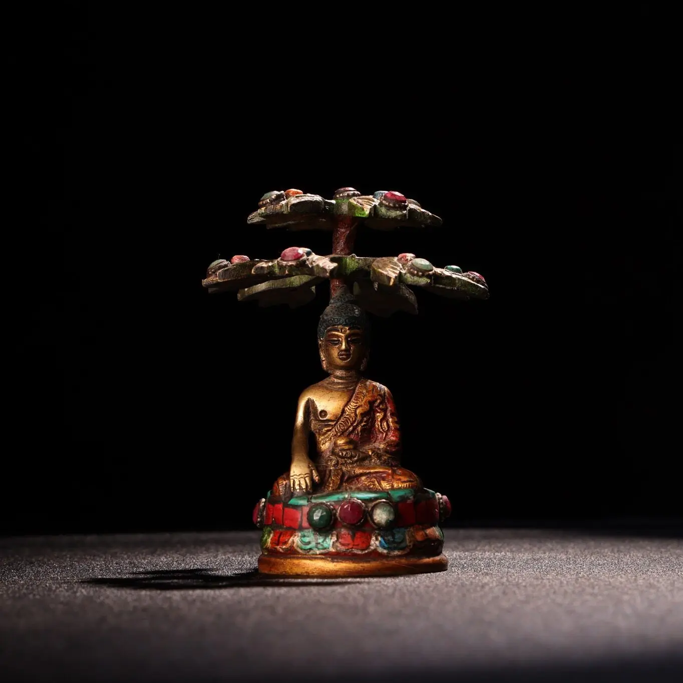Nepal Pure Copper Shakyamuni Buddha Seated Under Bodhi Tree Gem Inlaid Painted Home Altar Statue