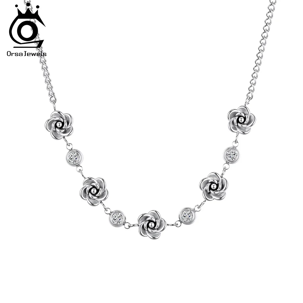 

ORSA JEWELS Stainless Steel Fashion Rose Flower Necklace for Women Elegant Dainty Flower Choker Chain Jewelry Party Gift STKN10