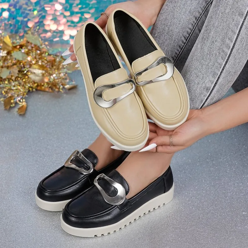 Women Sneakers Comfortable Luxury Women Shoes Trend Large Size Flat Sneakers Casual Metal Chain Loafers Thick Heel Slip-On Shoes