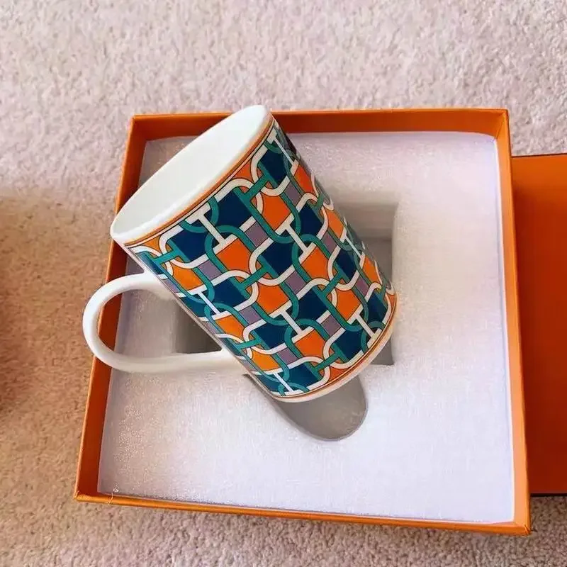 

Luxury Ceramic Coffee Tea Mugs Porcelain Milk Water Cups Wedding Gifts Birthday Present Box Packaging Drinking Utensils