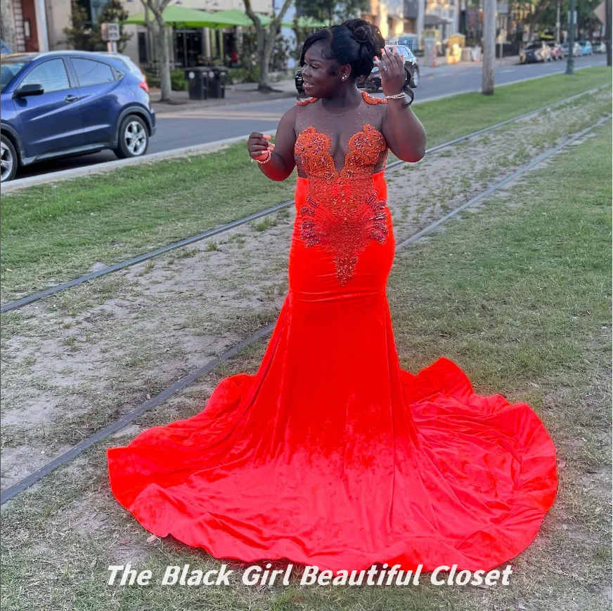 Red Sparkling Prom Dresses New Luxury Diamonds Pearls Sequins Star Gowns African Girls O Neck Style Fishtail Dresses