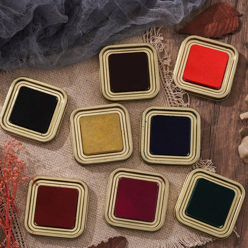1 Piece - Retro Solid Color Ink Pad - 8 Exquisite Retro Iron Box Oil Ink Pads, Used for Rubber Stamps, Wooden Stamps, DIY Scrapb