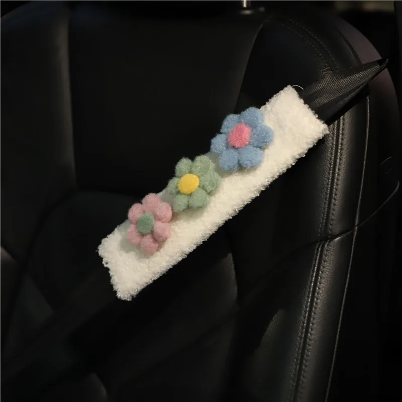 Winter Plush Cartoon Lamb Car Seat Belt Protective Cover Automobile Safety Belt Shoulder Protector for Baby Cute Car Accessories