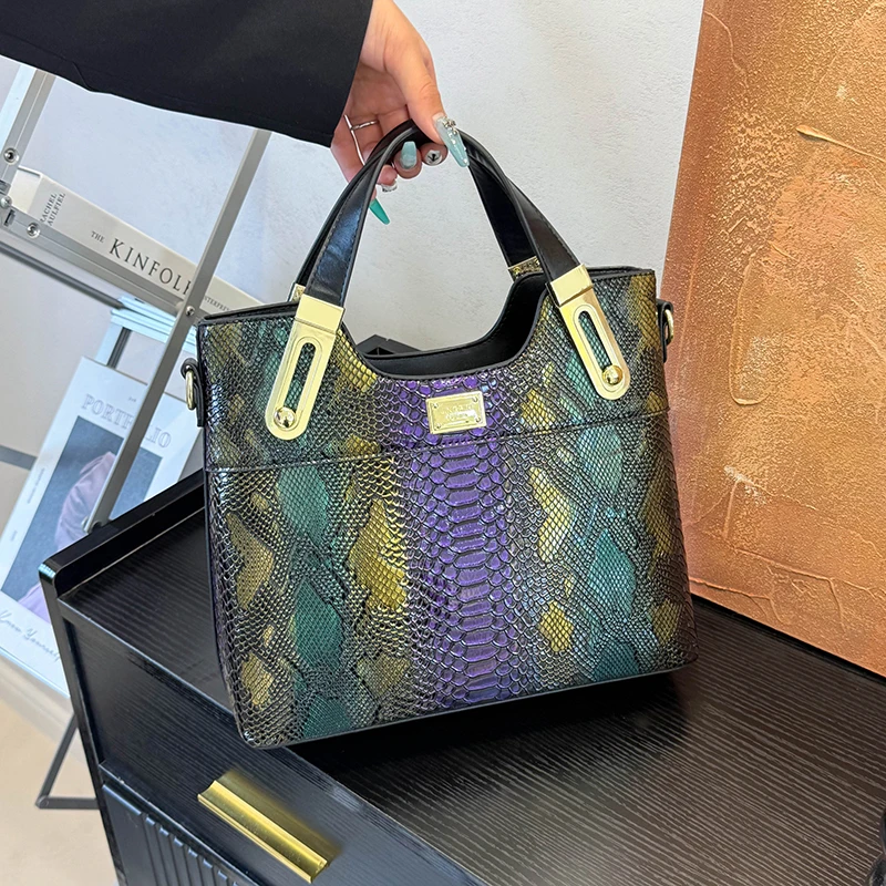 

Минималистичная простая уникальная женская сумка из кожи большой вместимости и повседневного модного стиля