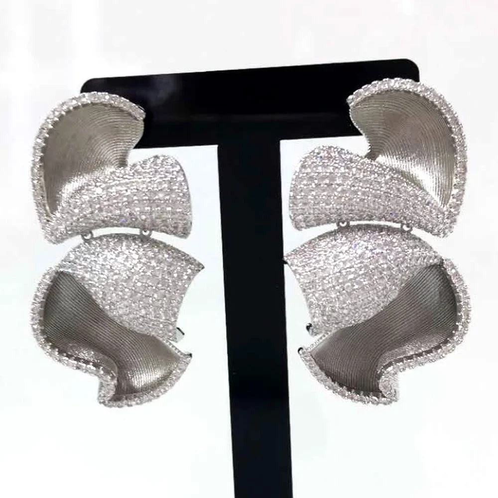 

Soramoore Luxury Fashion Big Dangle Earrings For Women Wedding Cubic Zirconia CZ Crystal Sparkling Naija Dance Party Earrings