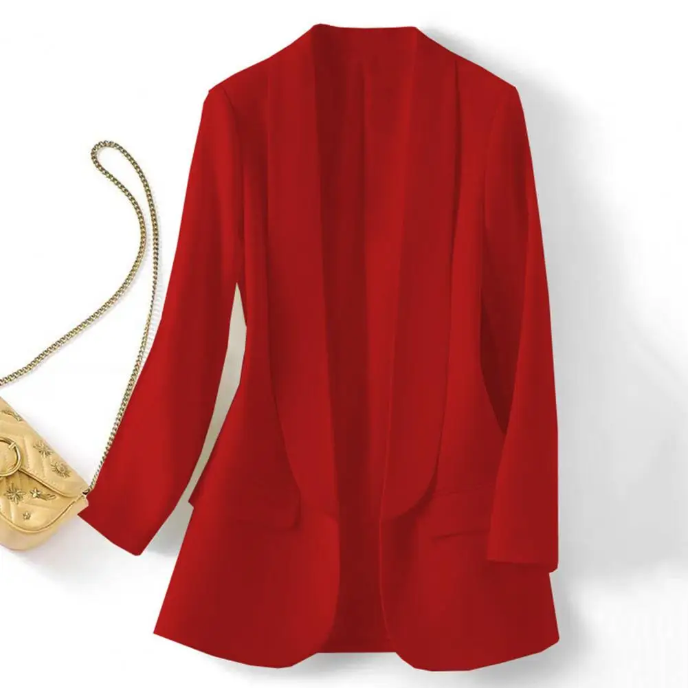 Рисунок 6 - Женский деловой повседневный костюм