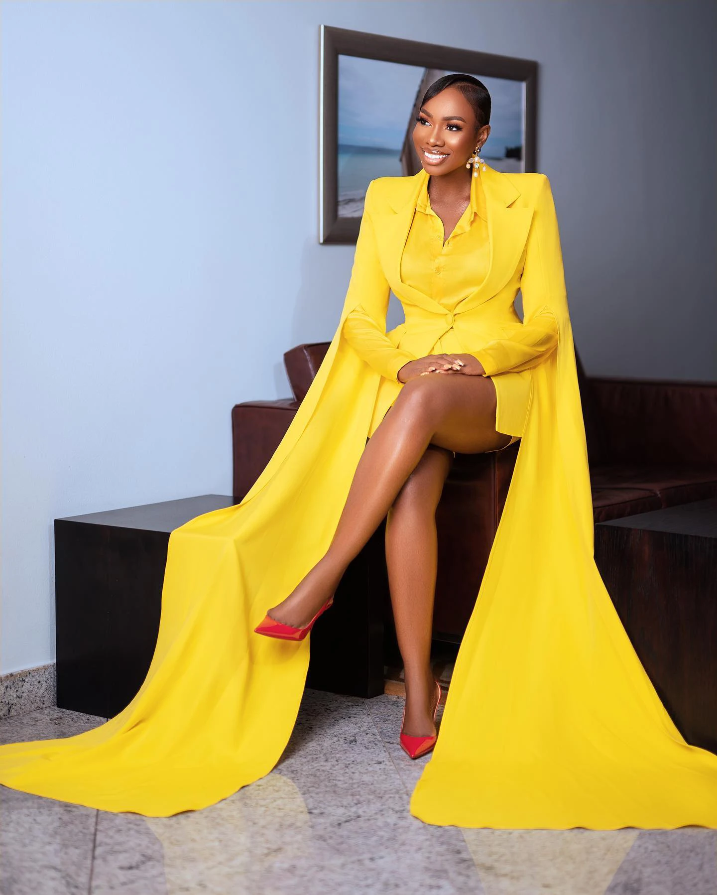 Fashion Yellow 2 Pieces Women Suits Dresses  Designed One Button Blazer Custom Made Above Knee Shorts Elegant Power Gown