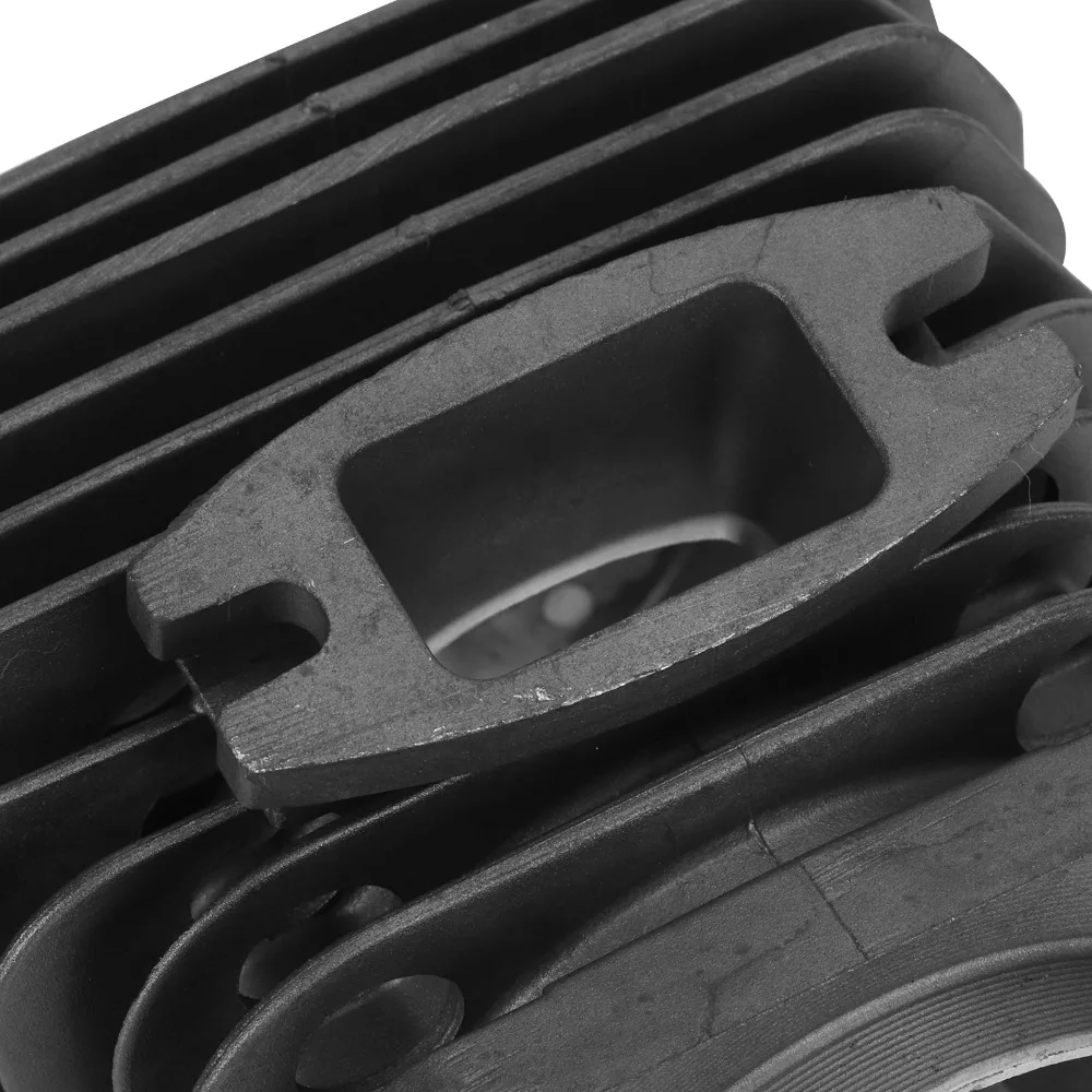 

Universal Chainsaw Cylinder Piston Set Aluminium Alloy Dark Grey Chainsaw Spare Parts Compact for 52 52cc Chainsaw