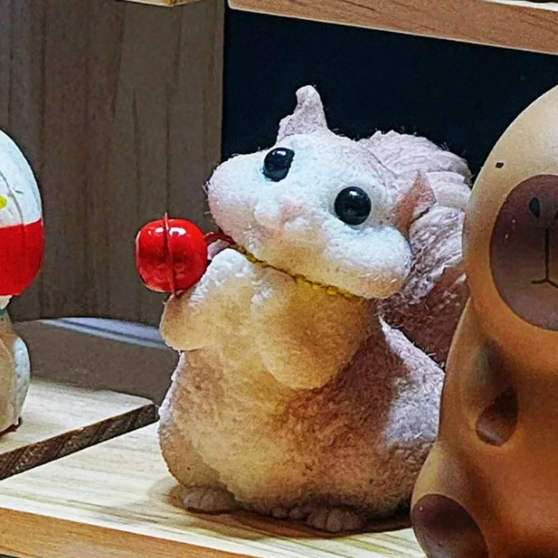 TPR Simulation Squirrel Marmot Squishy Toy TPR Cute Animal Shape Squeeze Fidget Toy Anxiety Relief Decompression ADHD Desk Decor