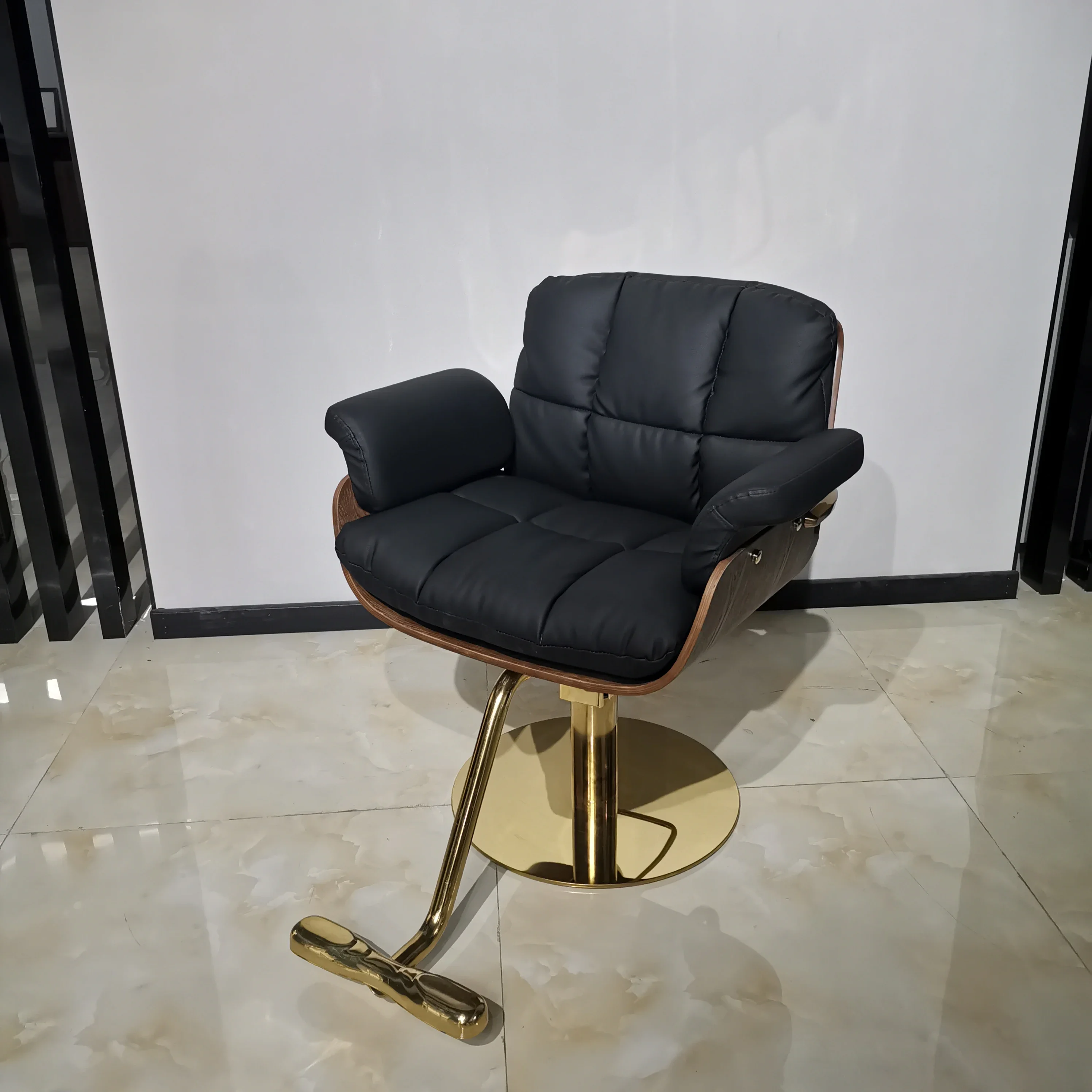 Hot Barbershop Sale Barber Furniture Gold Base Hair Salon Chair Barber Shop Chiars