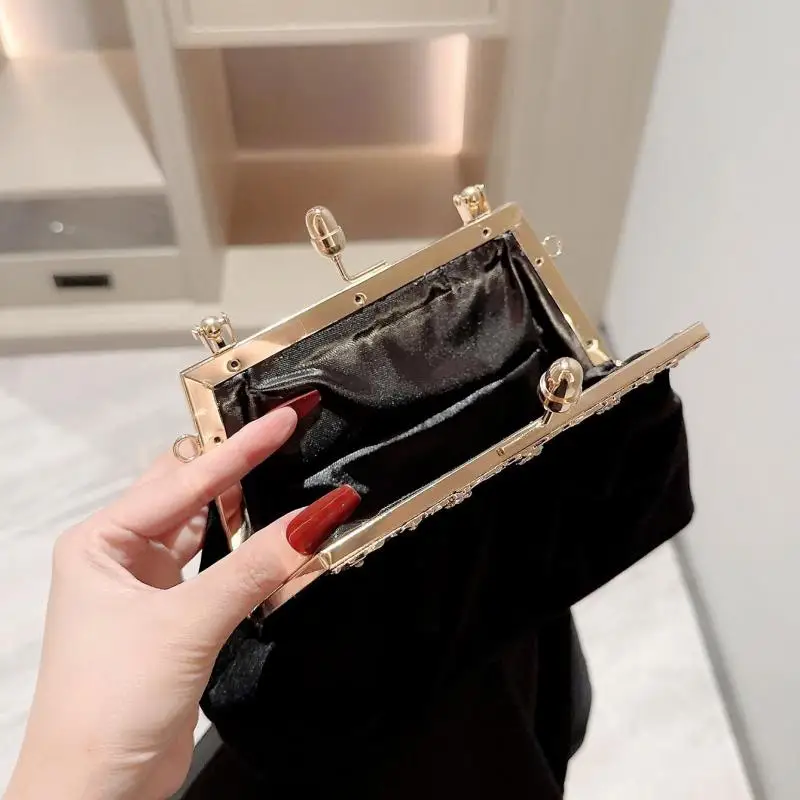 Mysterious Black Velvet Women Evening Bag Handbags Brand Party Banquet Bag For Ladies Wedding Female Purse Bags Pouch Clutches