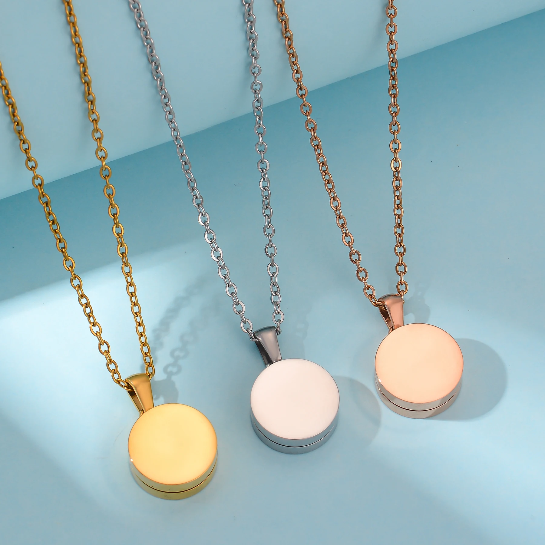 

Round Urn Pendant Necklace Stainless Steel Cremation Jewelry for Ashes Keepsake Jewelry Urn Necklaces for Ashes for Women Men