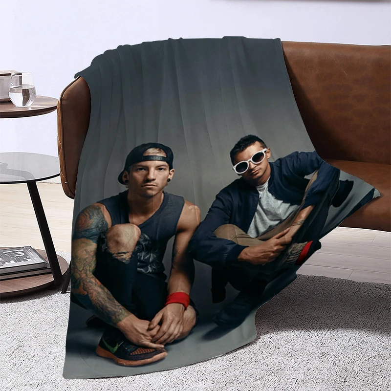 American Band T-Twenty One P-Pilots Decorative Sofa Blanket Bed Blankets & Throws Furry Winter Bedspread the Knee Warm Baby Home