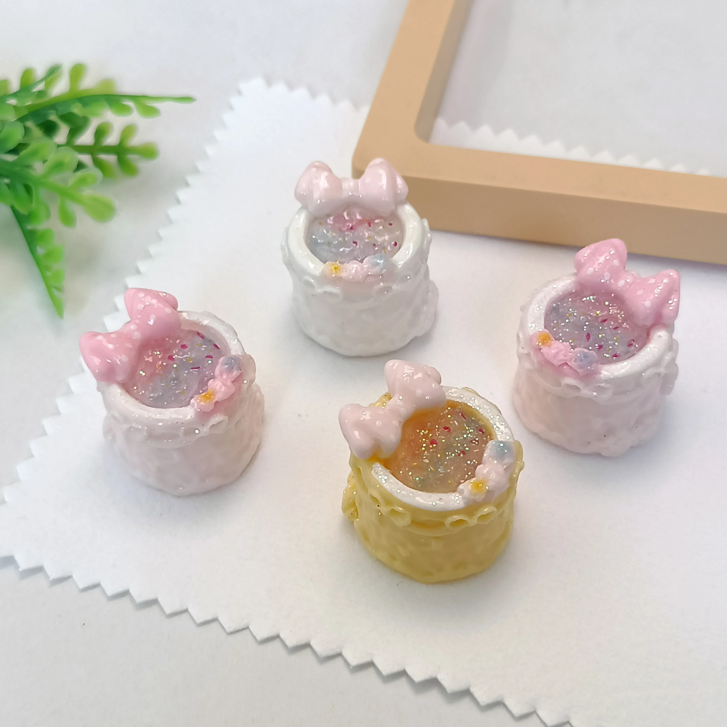 Dollhouse Miniature Food Play Scene Decoration Mini 3D Bow Cake Doll Accessories Toys