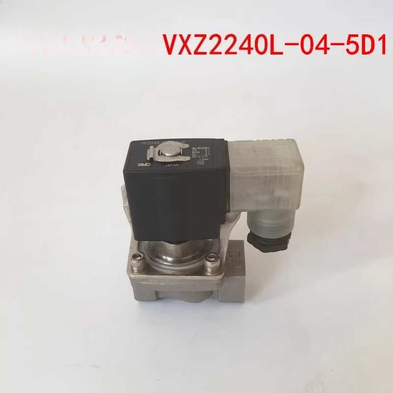 

Parts are suitable for SMC solenoid valve VXZ2240L-04-5DZ1 5DL1 5DR1-B with bracket original
