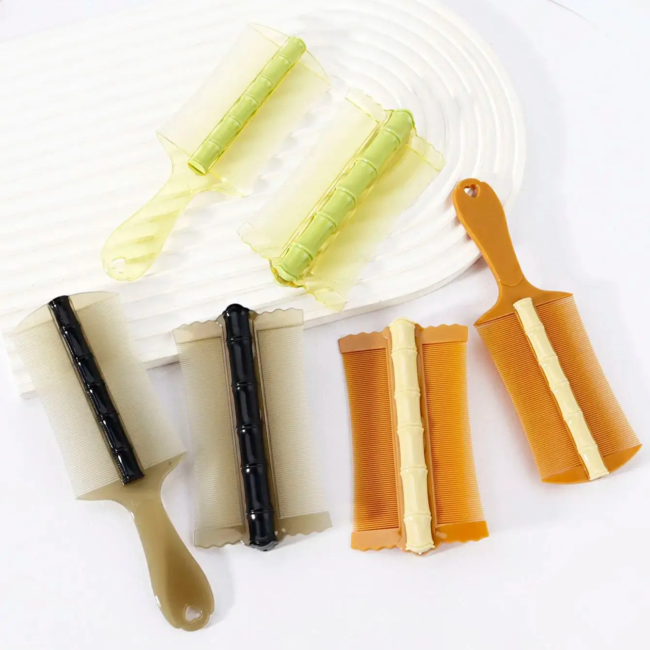 

2pcs double-sided lice combs, fine toothed scalp massage combs, suitable for all hair types, Special for real hair wigs ﻿ ﻿