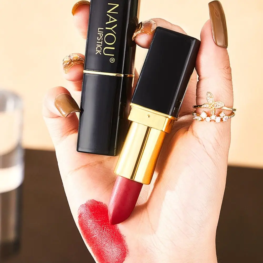 ลิปสติกเนื้อแมทท์กันน้ำ 6 ชิ้น ติดทนนาน ไม่หลุดลอก ลิปกลอสแบบแท่งสี่เหลี่ยม บำรุงริมฝีปากให้ชุ่มชื้น เครื่องสำอาง