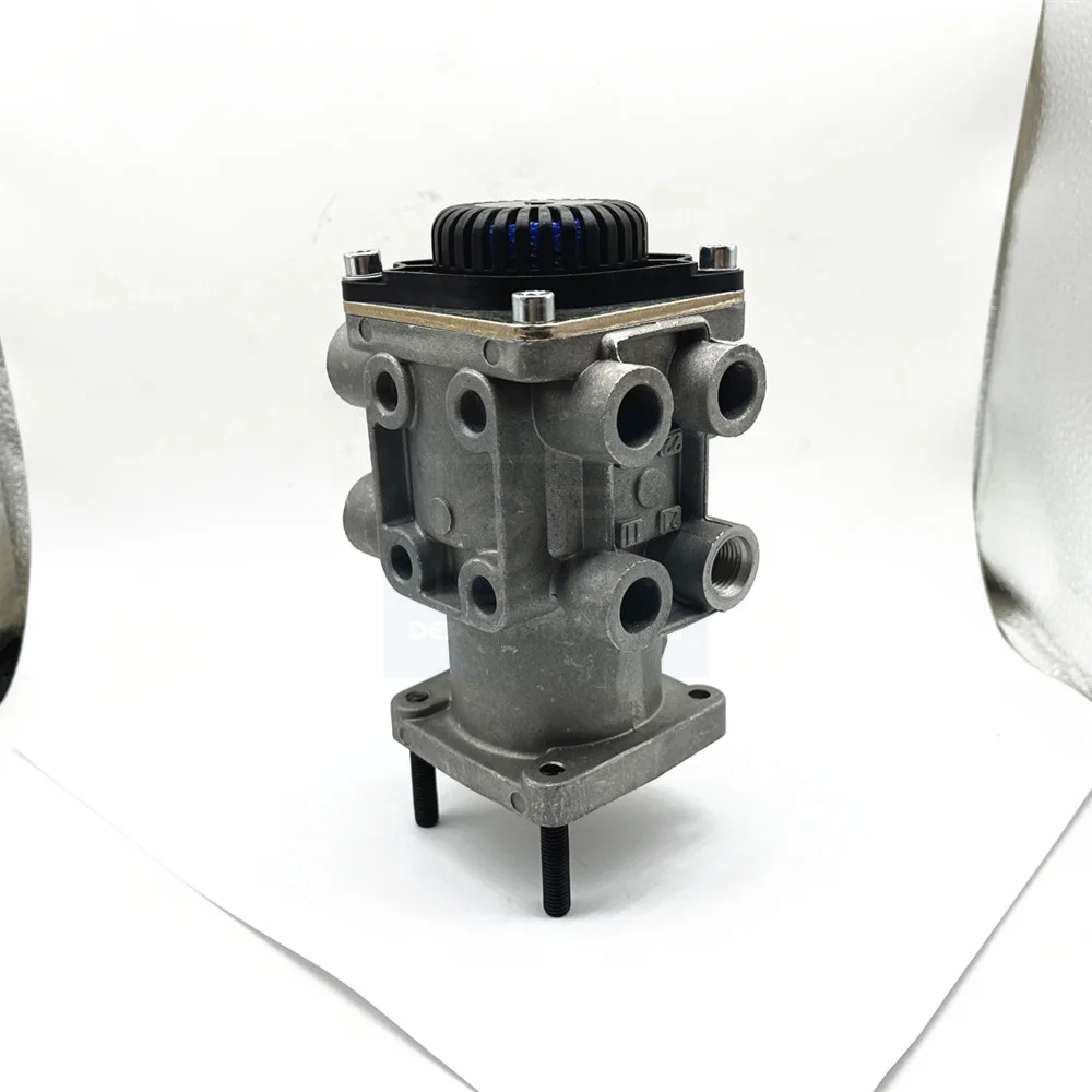 

1PC 11BAR OEM DX61A 1371595 Foot Brake Valve Suit For D AF CF65 CF75 CF85 XF95 XF105 Vehicles
