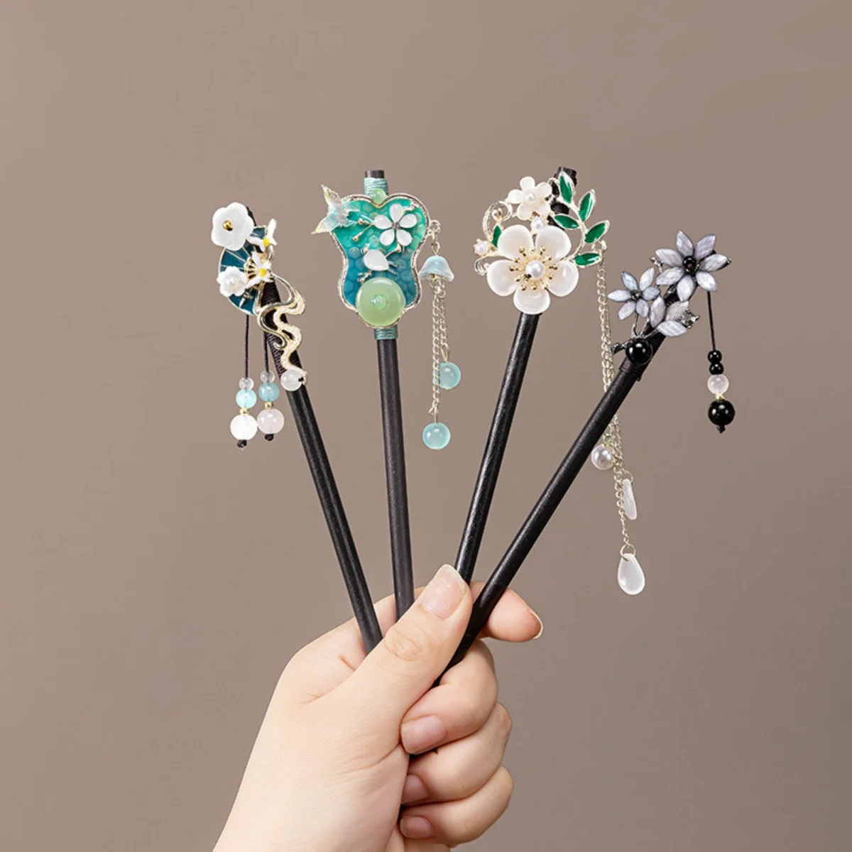 Retro Chinese Style Hairpin For Women Elegant Wooden Flower Tassel Hair Stick Vintage Jewelry Hair Accessory Girls Hairpins image 3