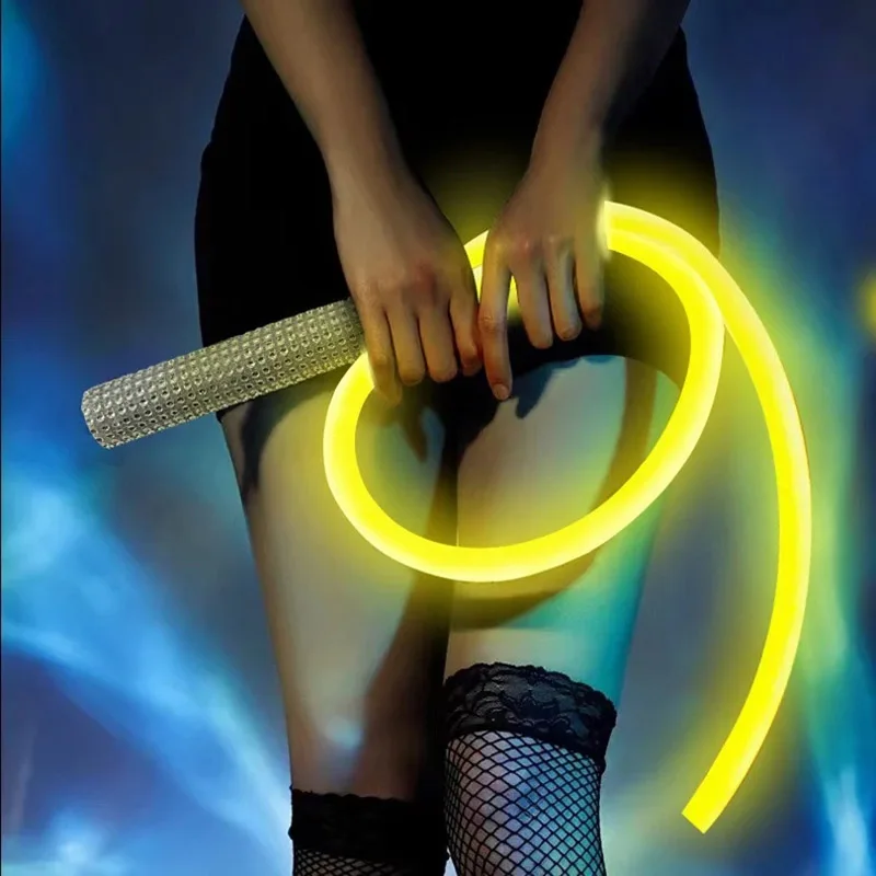 شريط سوط متوهج بجهاز تحكم عن بعد لدعائم عطلة الكرنفال والحفلات الموسيقية الصوتية وحزام الرقص الشرقي الممتاز مع LED