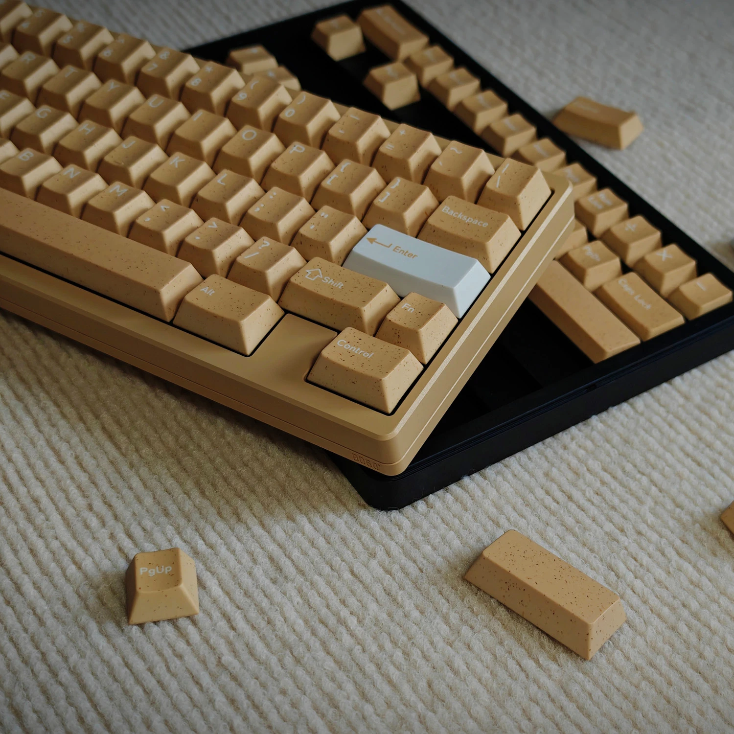 Dune theme keycap simple retro sand color keycap new original height small full set of PBT hot sublimation