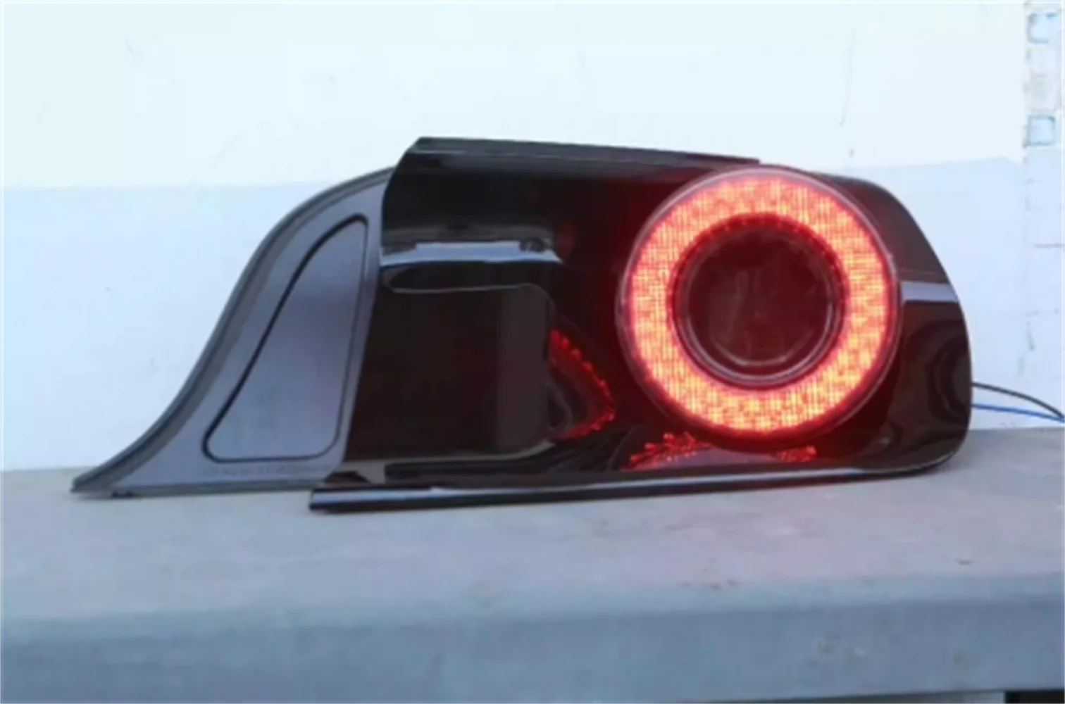 

Car led right Tail lamp Taillight For 15-19 Ford Mustang Rear Lamp Brake Reverse light Turn signal