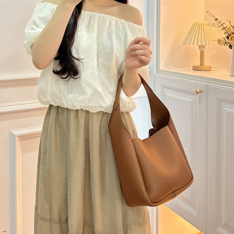 Excellent High-end Soft Leather Bucket Bag Fashionable All-match New Handbag Stylish Leather PU Shoulder Crossbody Bag