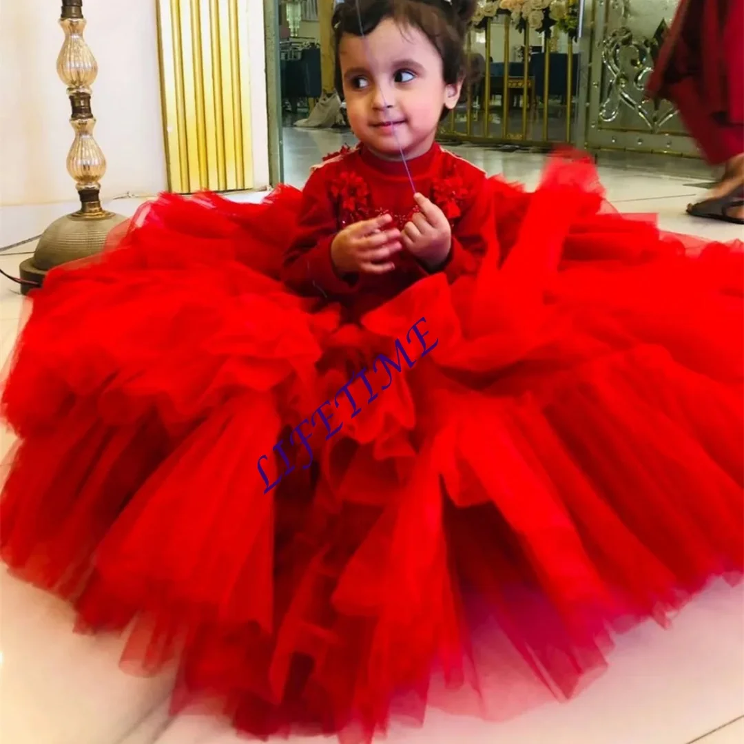 Cristalli O Collo Applique Manica lunga Una linea Piega Abito da ragazza di fiori Lunghezza pavimento Elegante abito da prima comunione Personalizzato