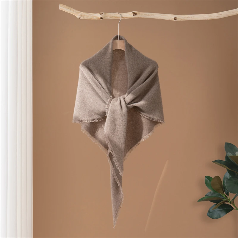 Ciepły, modny szal trójkątny z frędzlami, 100% wysokiej jakości kaszmir, nowość na jesień/zimę, zapewnia ciepło i chroni przed zimnem, do użytku na zewnątrz.