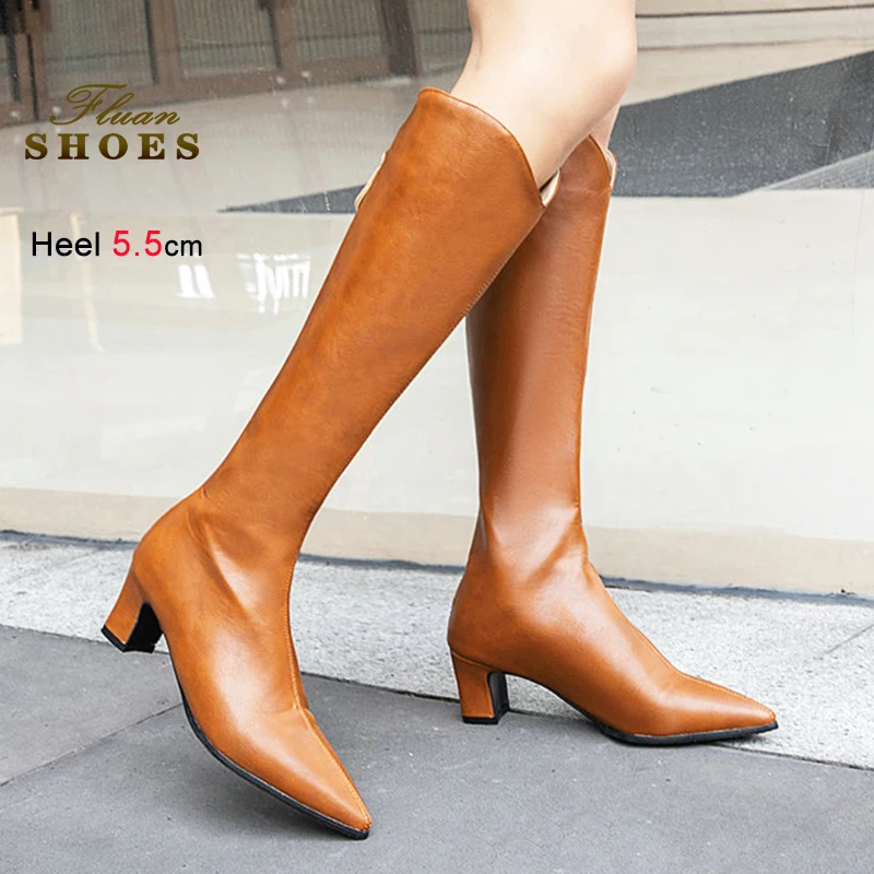 

Осенне-зимние высокие сапоги на квадратном каблуке 5,5 см для женщин, модные вечерние женские туфли с острым носком, длинные ботильоны на молнии сзади, Mujer