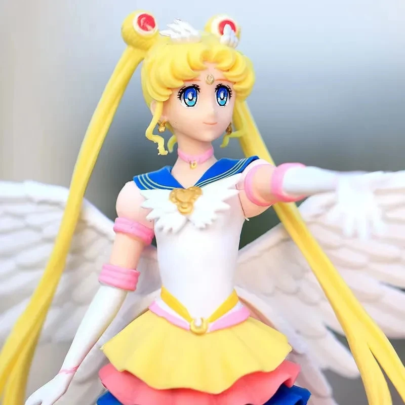 Figura de acción de Sailor Moon Eternal, adornos de pastel, muñeca coleccionable de PVC, Super Tsukino Usagi, modelo de estatuilla, juguetes, regalos, 22cm