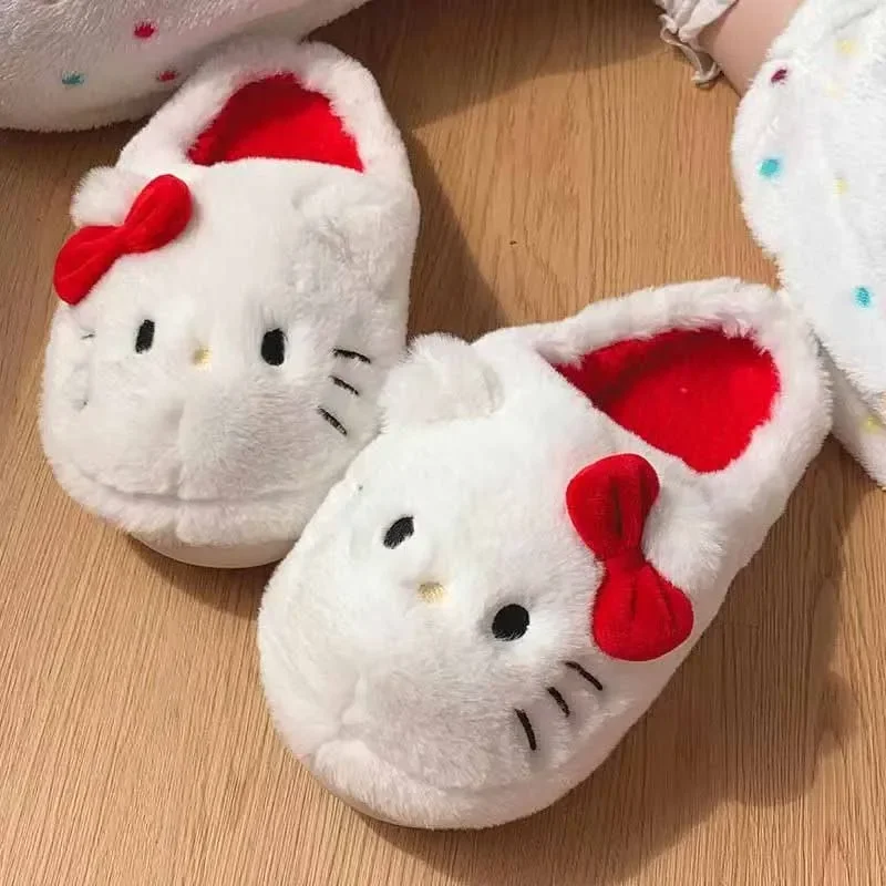 Sanrio pluszowe kapcie Hello Kitty Kawaii śliczne studenckie kapcie jesienno-zimowa sypialnia miękkie wyściełane pluszowe buty dla dorosłych