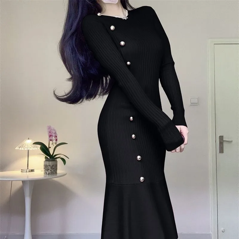 2023 Women's Autumn and Winter Pullover Round Neck Spliced Button Screw Long Sleeved Thread Knitted Slim Fit Solid Color Dress