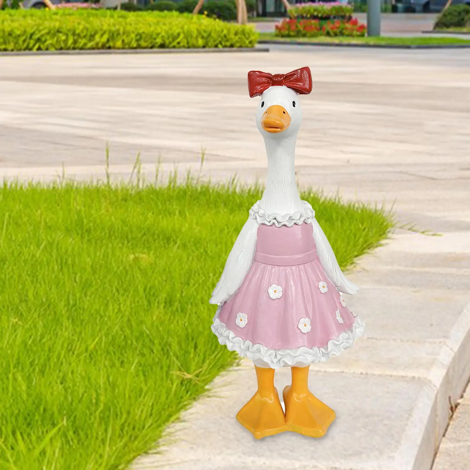 

Статуя садовой утки, скульптура из смолы, милая реалистичная современная фигурка утки, украшение для балкона, лужайки, фермерского дома, уличной столешницы