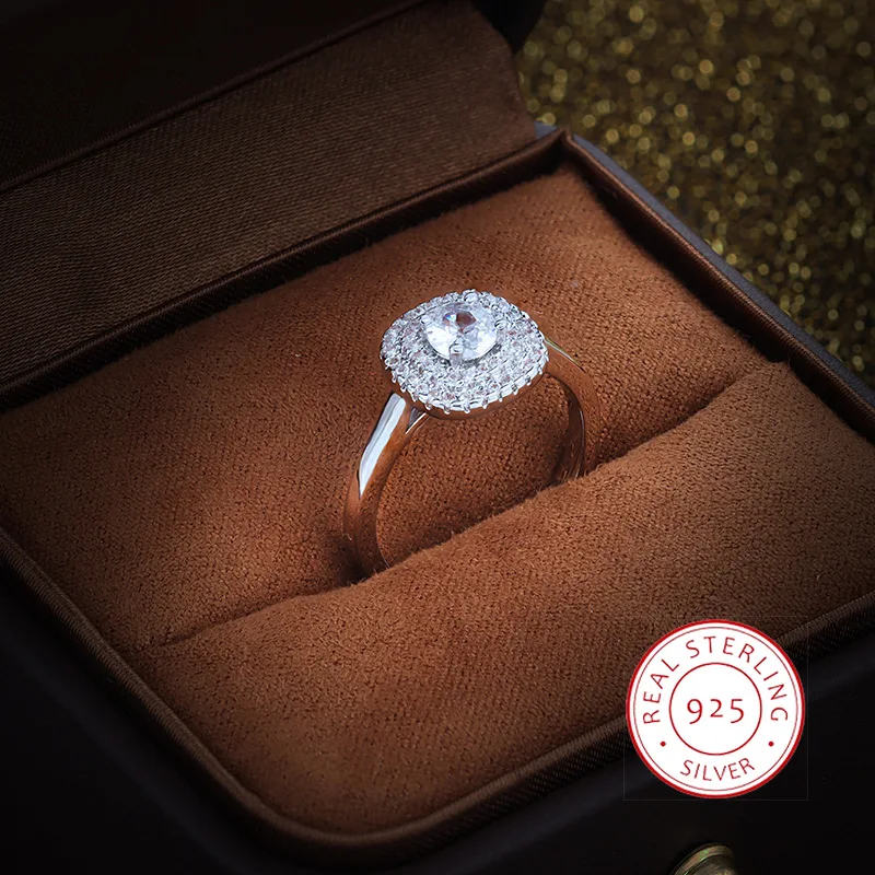 New Micro-inset Zircon Silver Ring Female Electroplated Platinum Luxury Simulation Diamond Ring Wedding Proposal Valentine's Day