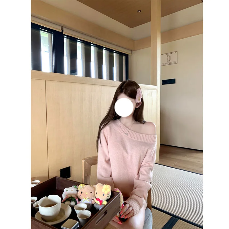 

Korean Style Sweet Girl Autumn Winter New High Waist Asymmetrical Loose Top And Shorts Two Piece Set Fashionable Shoulder Baring