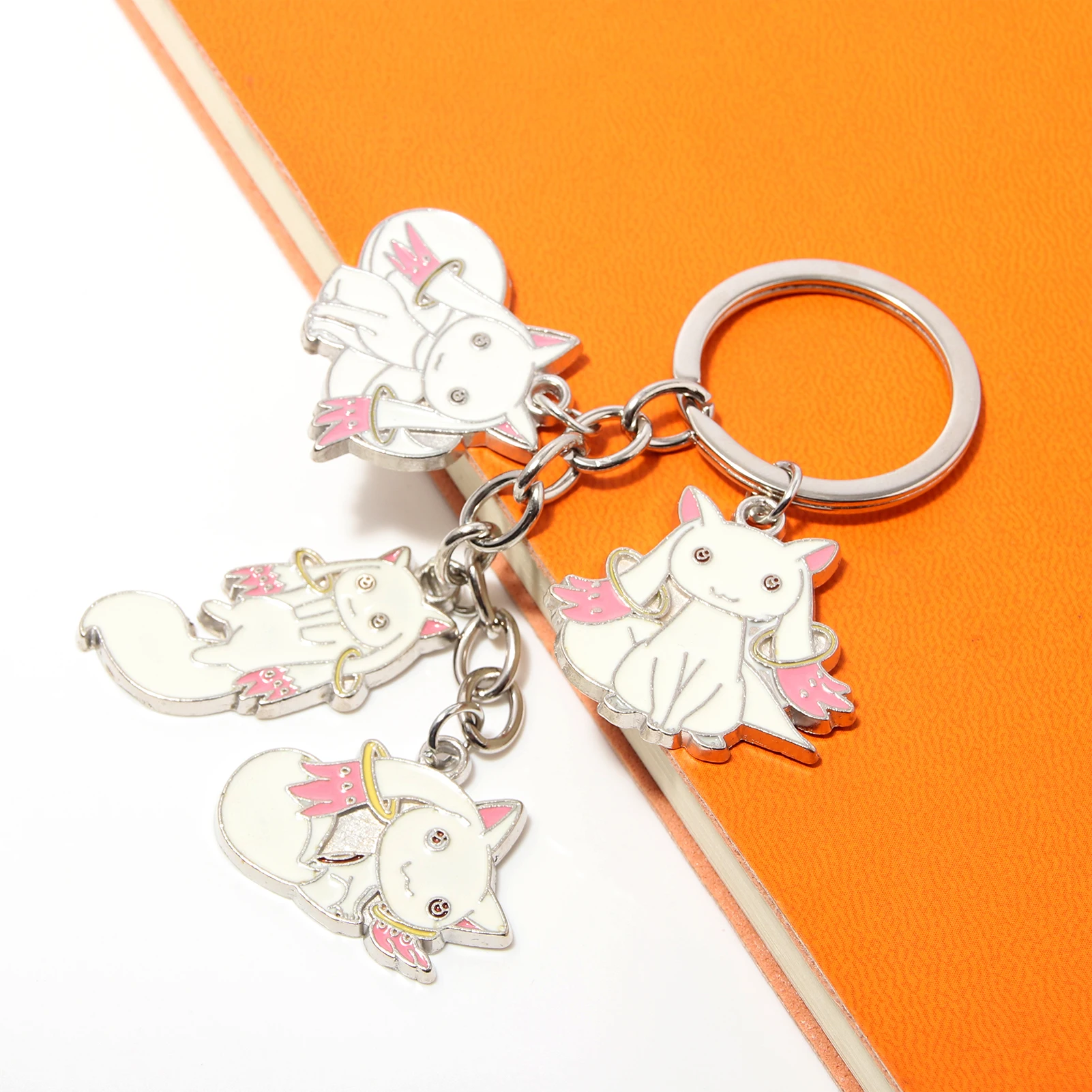 Anime Puella Magi Madoka Magica Keychain Cute Incubator Kyubey Pendant Keyring For Women Men Backpack Charm Jewelry Gifts