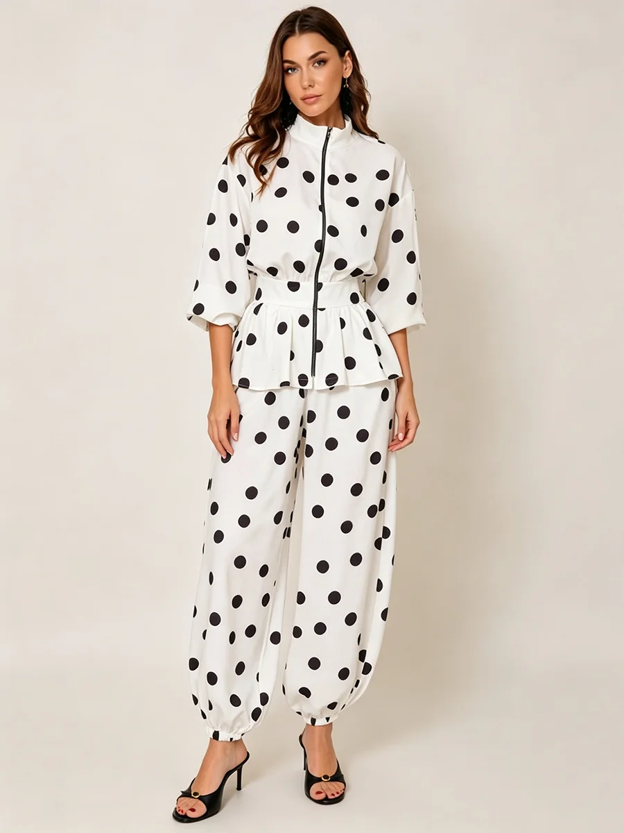 

LIMO 2026 Women Polka Dot Printed Two Piece Outfit Zip Blouse Elastic Waist Jogger Pants Set