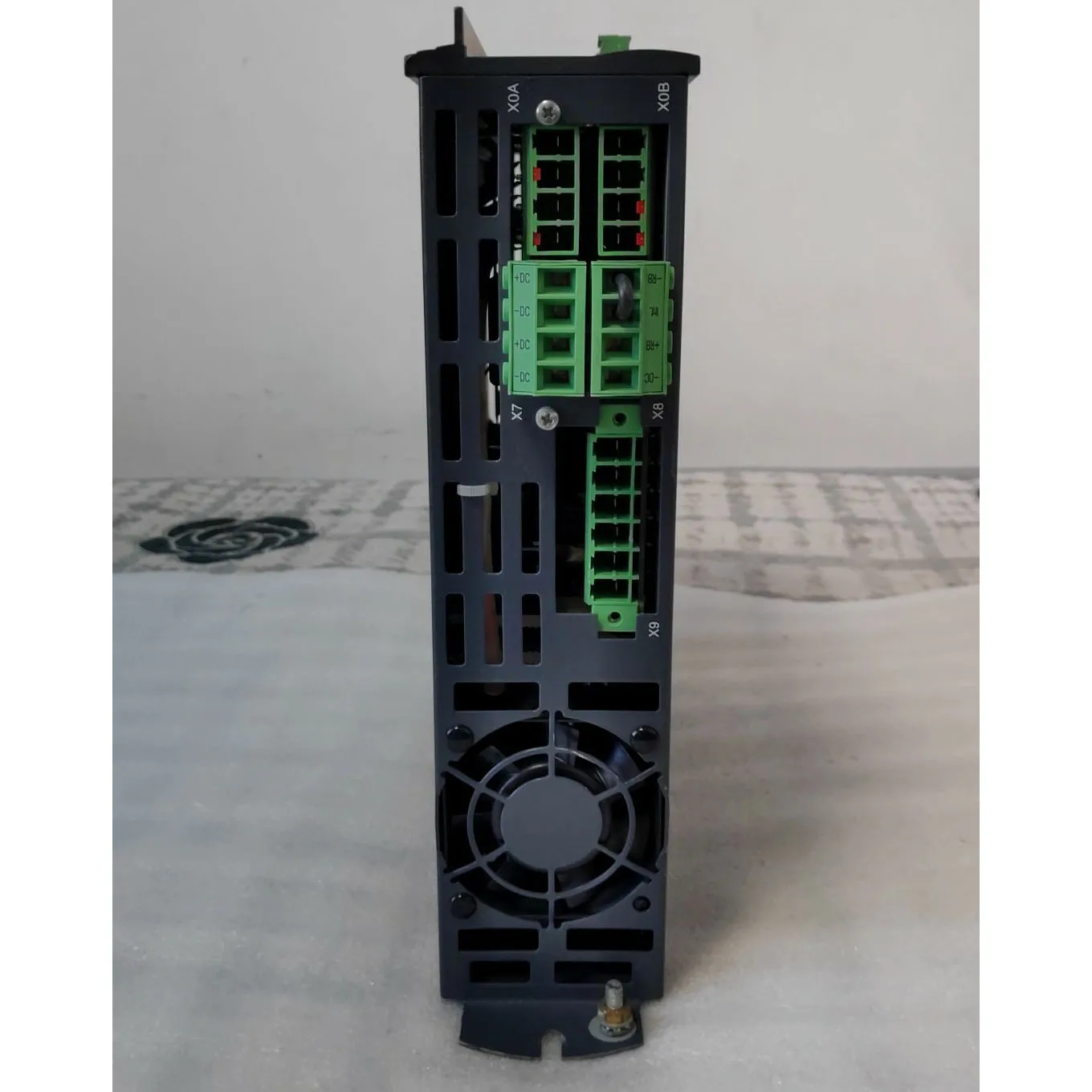 AX2003 S60300-520 เซอร์โวไดรฟ์